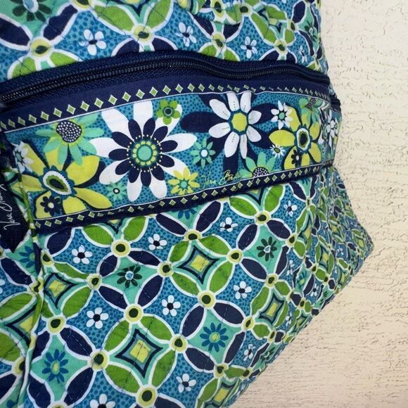 Vera Bradley Weekender Bag Floral Patterned Blue & Green with adjustable… - Picture 3 of 12